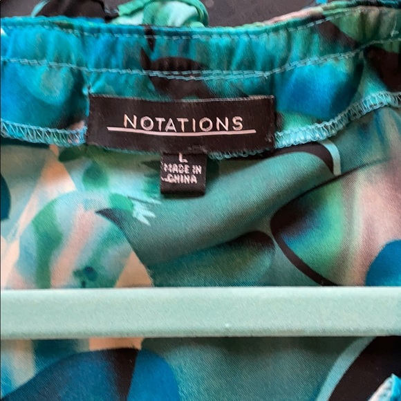 sleeveless top - Picture 3 of 3